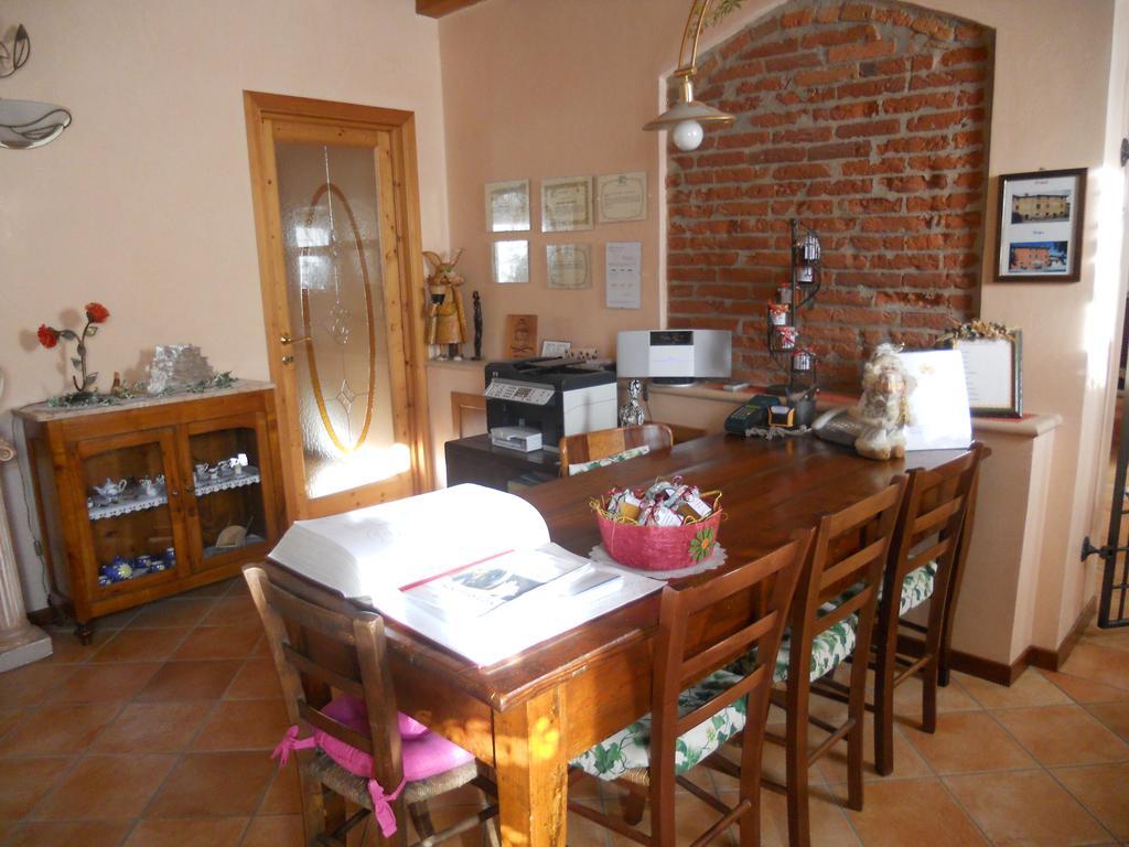 Villa Agriturismo Le Mura Del Gherlo Valeggio sul Mincio Exterior foto